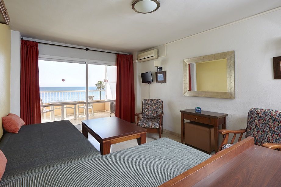 La Jabega Hotel Фуeнхирола Екстериор снимка
